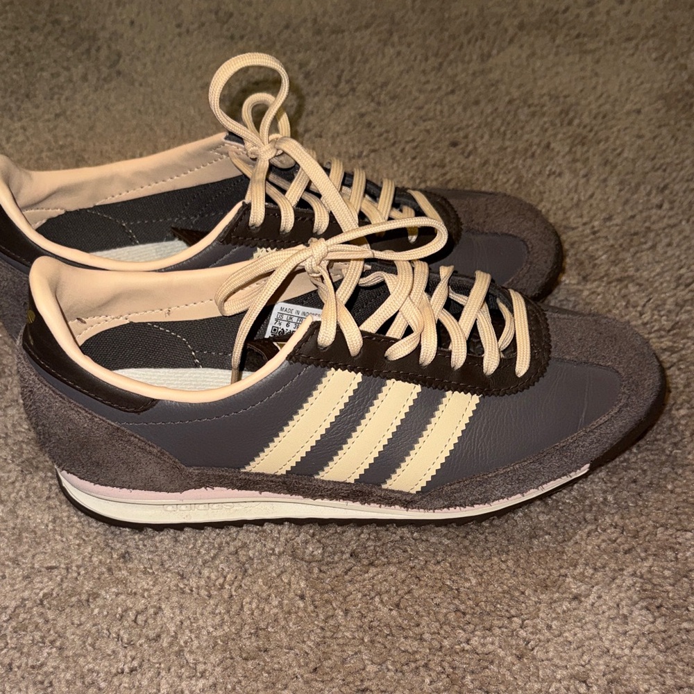 NEW Adidas SL 72 sneakers